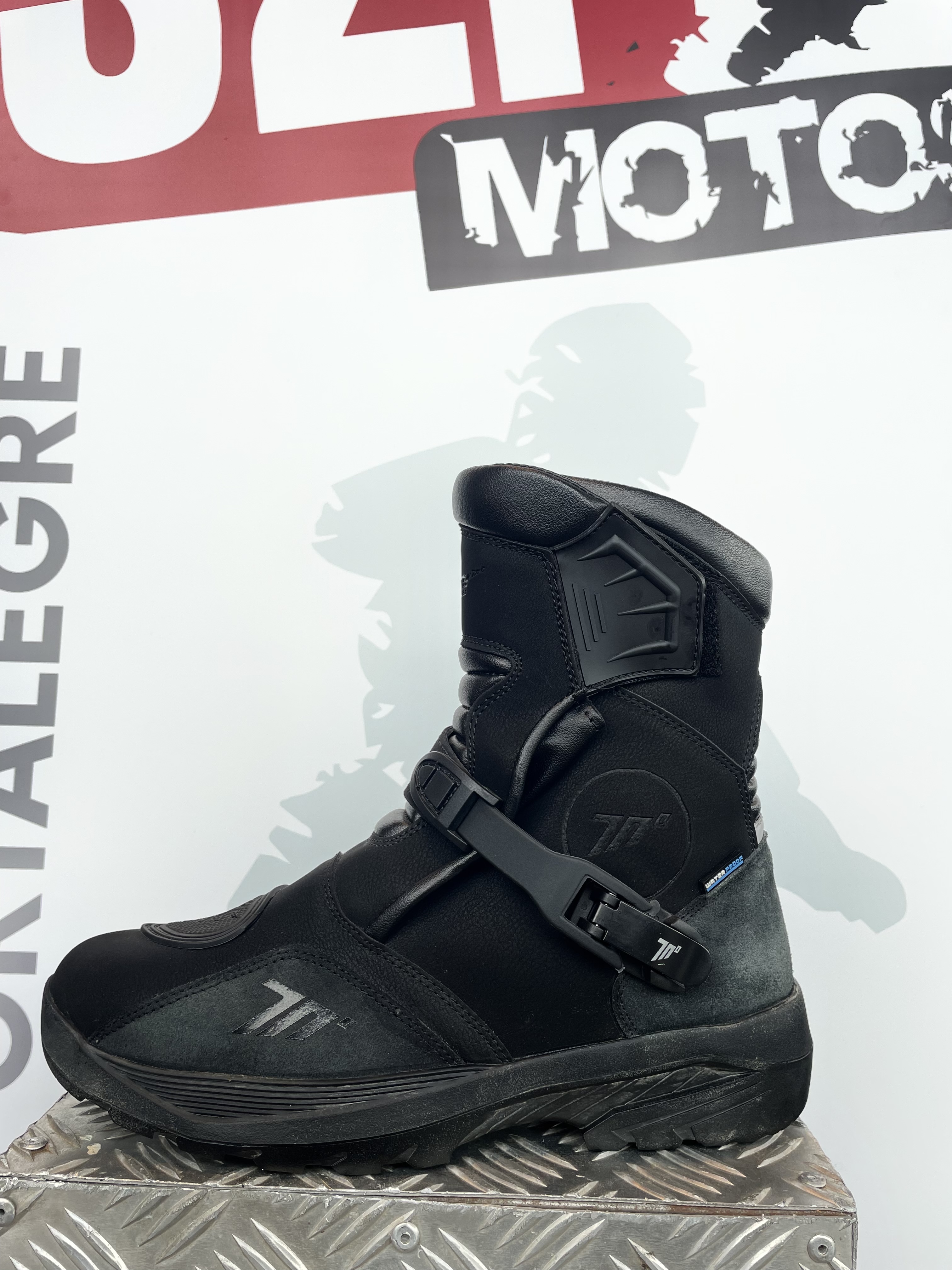 Moto 1