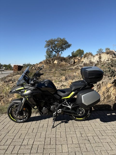 Moto 1